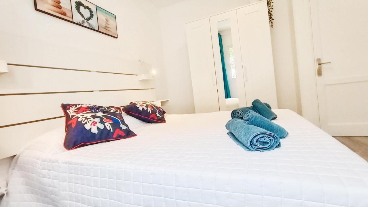 Surya Apartment Коралео Екстериор снимка